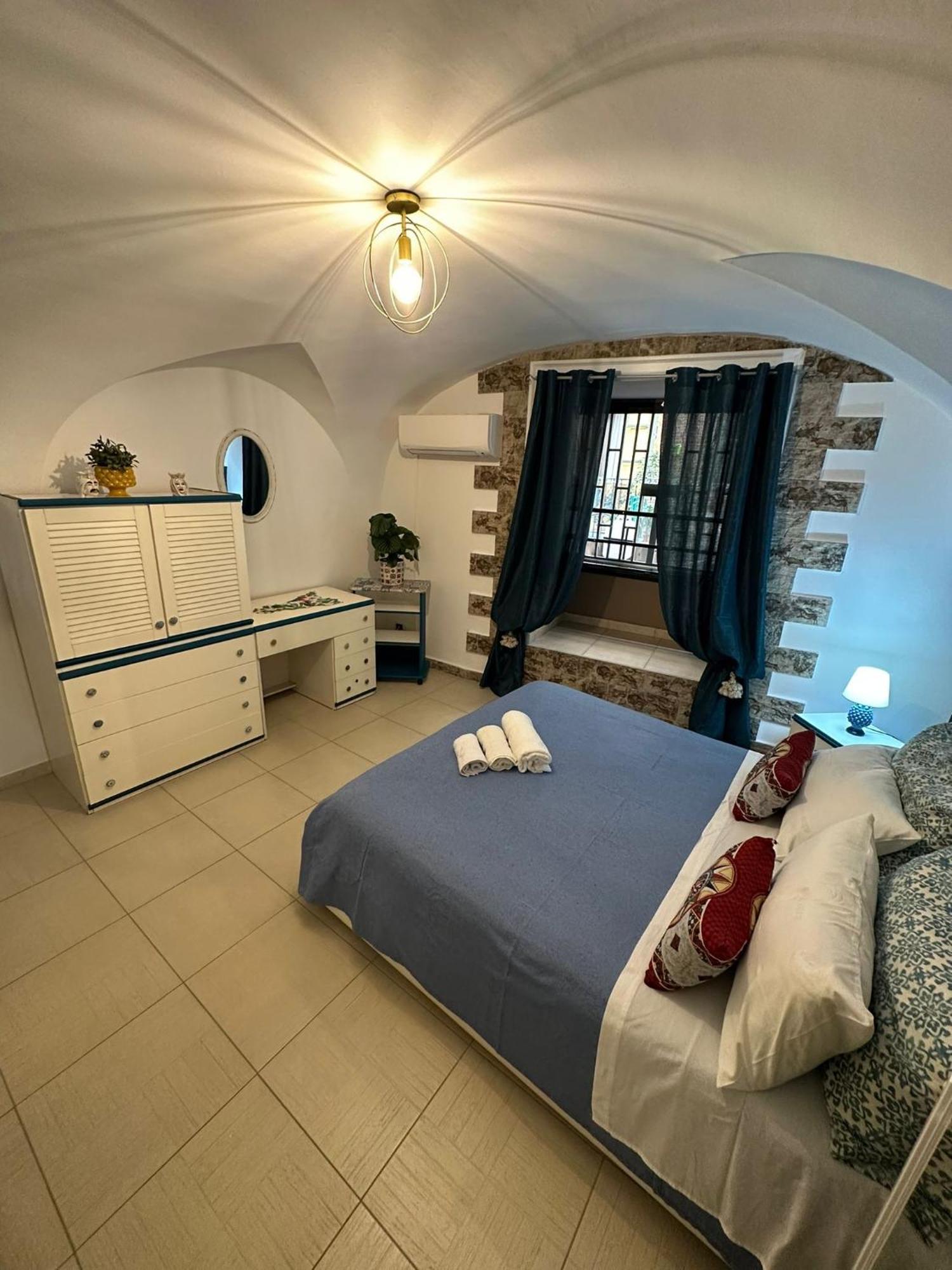A Casuzza Di Gio Apartment Palermo Luaran gambar